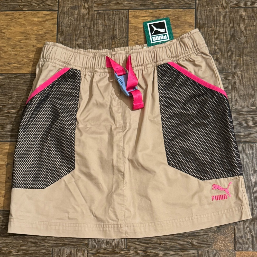 NEW Puma tan/pink/black skirt sz M